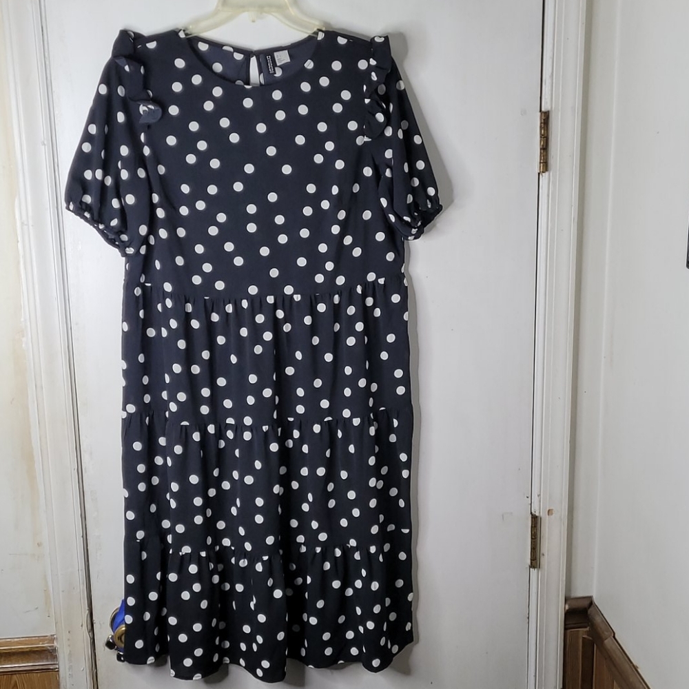 Divided h&m dress